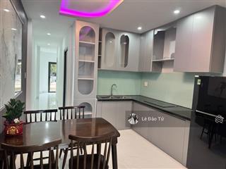 Nhà 2 tầng hiện đại – gần biển nguyễn tất thành – full nội thất