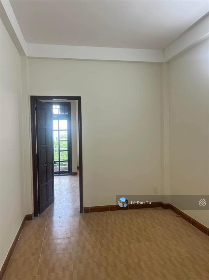Mặt tiền 3 tầng cứng ngắc dũng sĩ thanh khê chỉ nhỉnh 6t