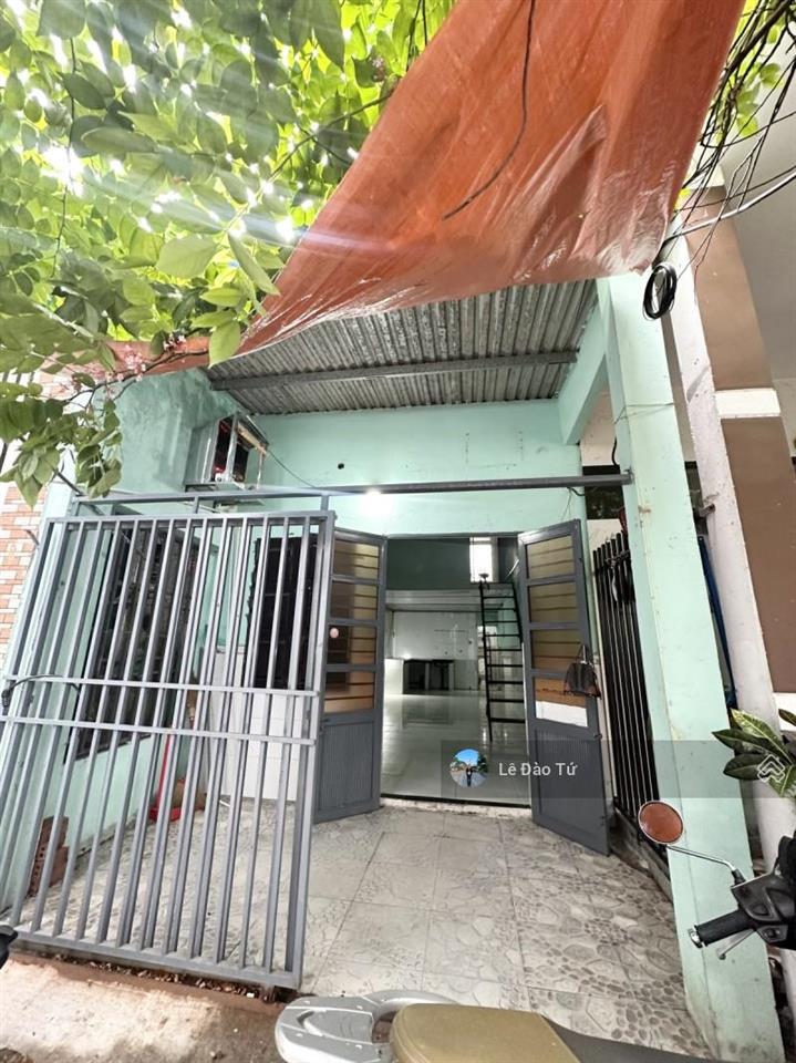 Gần sát biển  nhà gác lửng  chỉ 2.75 tỷ  kiệt rộng