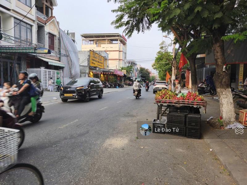 Mặt tiền kỳ đồng nhỉnh 8t chủ giảm mạnh cách biển vài trăm mét