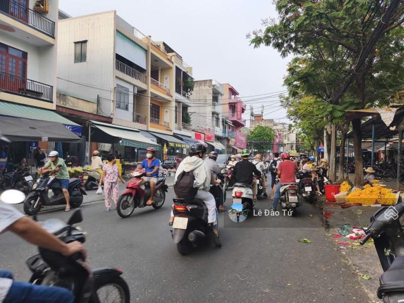 Mặt tiền kỳ đồng nhỉnh 8t chủ giảm mạnh cách biển vài trăm mét