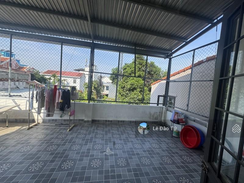Mặt tiền tôn đản nhà 3 tầng kiên cố chỉ 5.2 tỷ