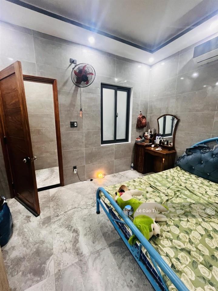 Lô góc mt nguyễn công hoan 3 tầng kiên cố chỉ 6.4 tỷ