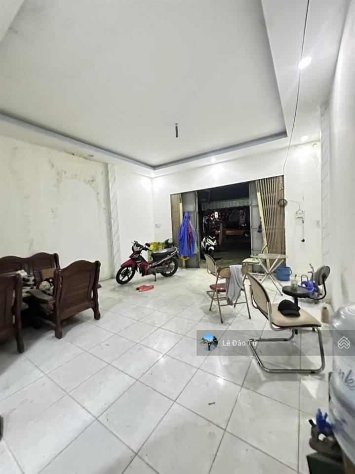 Mặt tiền 7m5 nhà kiên cố, vị trí siêu kinh doanh chỉ 5 tỷ hơn
