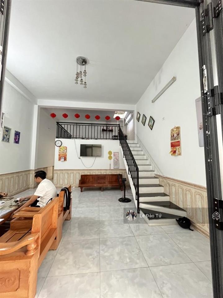 Nhà gác lửng bê tông kiên cố 90m nở hậu chỉ 3,3 tỷ