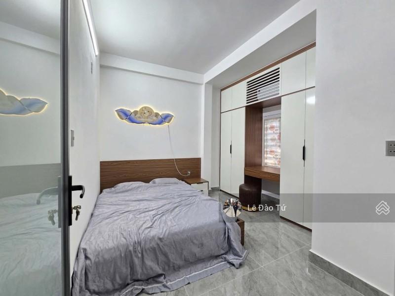 Lê văn sĩ  hòa khánh full nội thất 3 tầng chỉ 6.8t