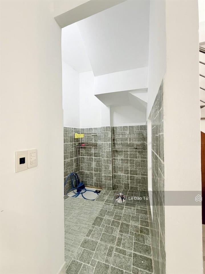 Nhà 2 tầng kiên cố ô tô thông nguyễn mộng tuân chỉ 3,85 tỷ