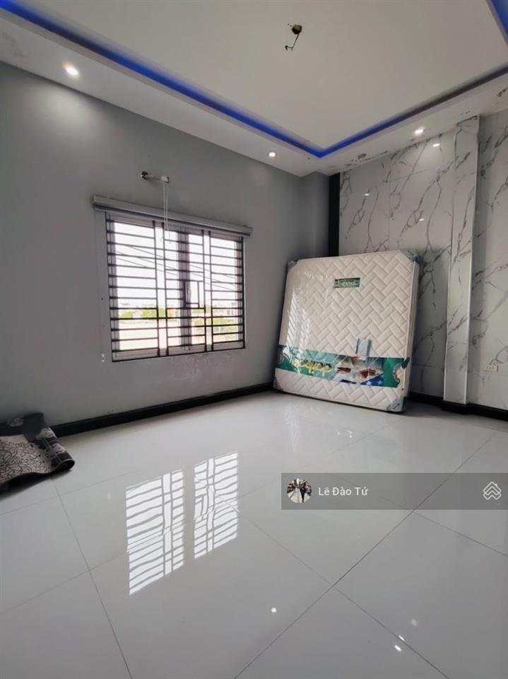 Nhà 3 tầng hòa mỹ 6 sân ô tô gần bến xe full công năng