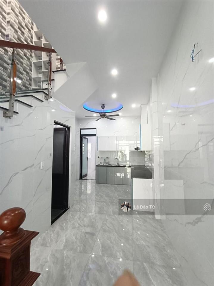 Nhà 2 tầng kiên cố  kiệt ô tô  gần biển  chỉ 4,65 tỷ