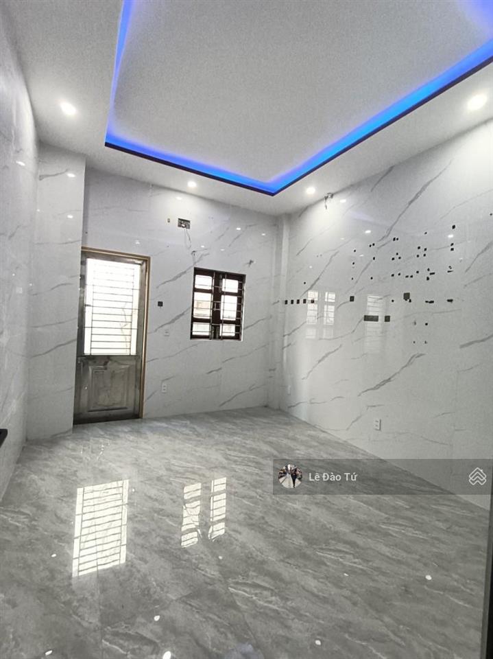 Nhà 2 tầng kiên cố  kiệt ô tô  gần biển  chỉ 4,65 tỷ