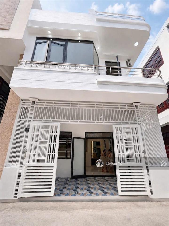 Giảm gấp 300 triệu  lô góc hà huy tập ô tô tránh gần biển chỉ 6.7 tỷ