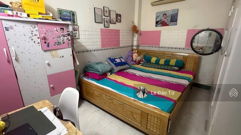 Nhà gác lửng đúc kiệt ô tô gần mt nguyễn đình tứ, 3,8 tỷ