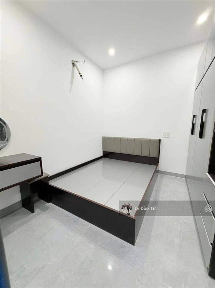 Nhà 2 tầng 56m 3pn có pn dưới k tôn đản 3,4 tỷ