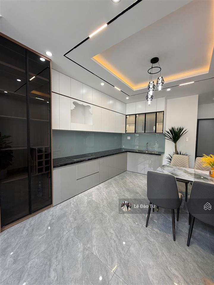 Ngay sau đh sư phạm, giảm gấp 400tr nhà mới vào ở ngay
