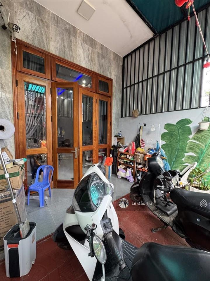 Nhà 2 tầng 3pn sát đh sư phạm ô tô đỗ cửa 3,65 tỷ