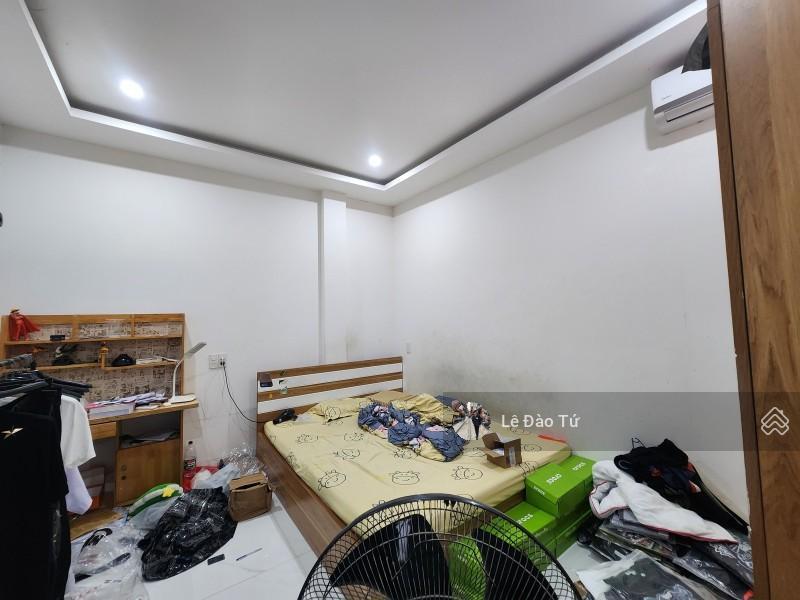 Mt hoàng văn thái 98m 5pn kinh doanh 5,96 tỷ