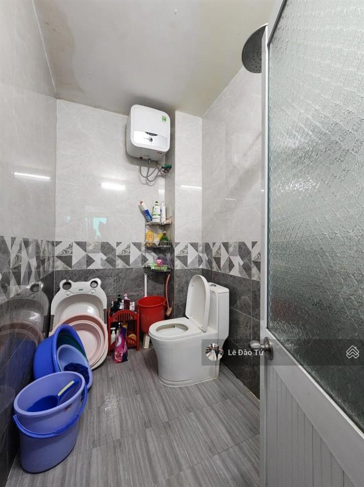 Mt hoàng văn thái 98m 5pn kinh doanh 5,96 tỷ
