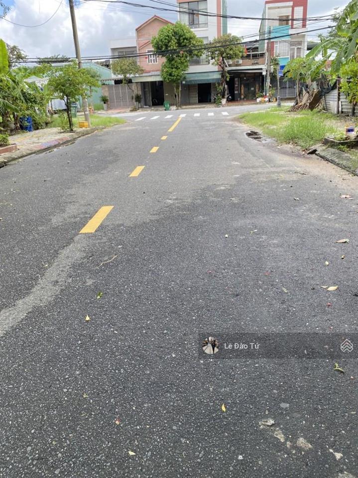 Nhà 2 tầng 2 mê bằng giá đất đường 7,5m 5,35 tỷ
