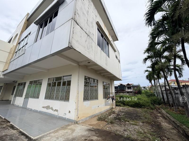 Lô đất cực khủng mặt tiền 2405m2 đơn giá chỉ 20tr/m2