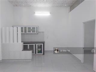 Nhà âu cơ gần chợ hòa khánh 60m 2,8 tỷ