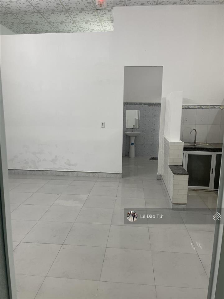 Nhà âu cơ gần chợ hòa khánh 60m 2,8 tỷ