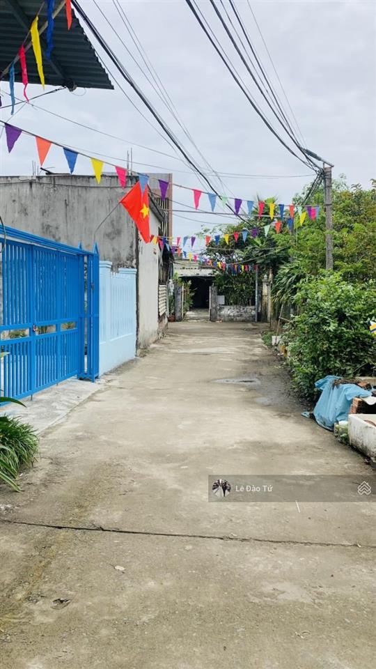 Bán đất tặng nhà c4 dt khủng 112m2 cách biển 300m 3,99 tỷ