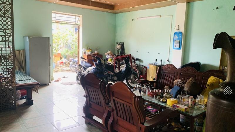 Bán đất tặng nhà c4 dt khủng 112m2 cách biển 300m 3,99 tỷ