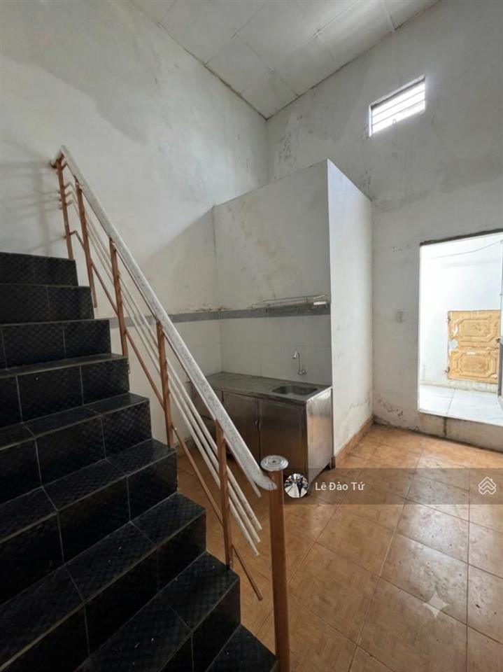 Nhà view biển nguyễn tất thành  đường 5,5m  51m  4,45 tỷ