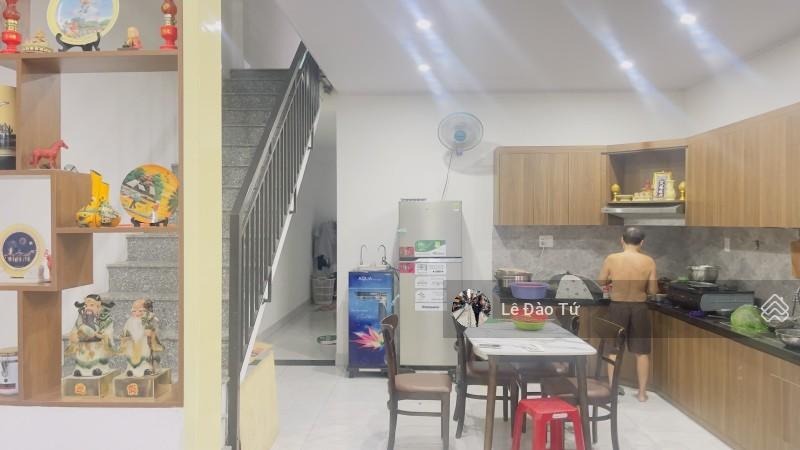 Nhà gác lửng nlb 98m ô tô tới nhà 3,86 tỷ