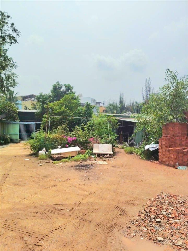 Bán gấp lô đất ở khuôn viên khủng 4000m2 (có 850m2 là đất thổ cư)  tân phong quận 7