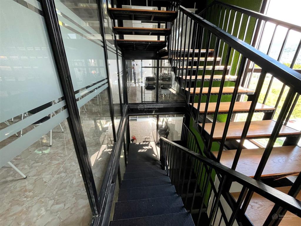 228,8m đường nguyễn đình hoàn, phường thọ quang, sơn tràtp đà nẵng