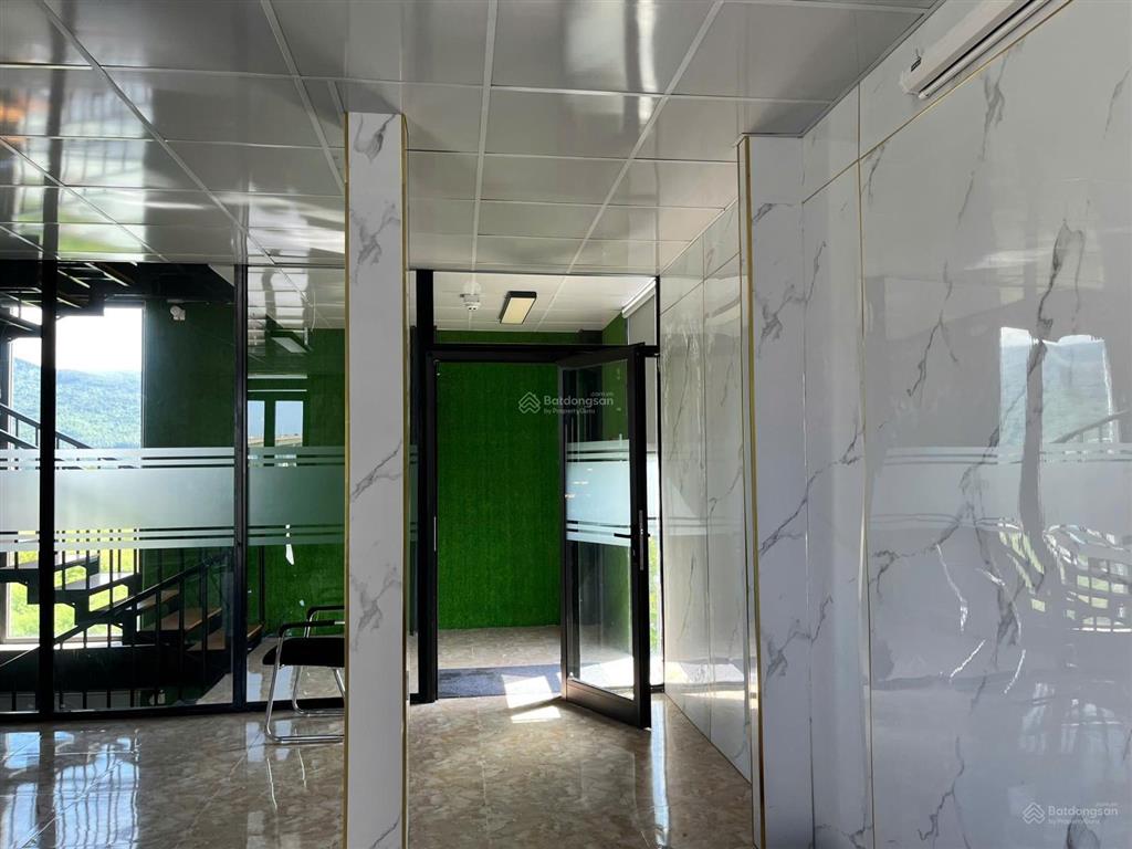 228,8m đường nguyễn đình hoàn, phường thọ quang, sơn tràtp đà nẵng