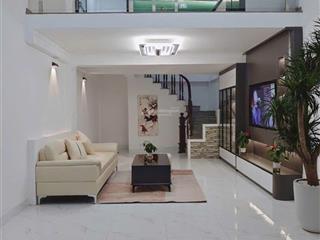 Siêu hiếm kim giang 7 tầng, 6 ngủ, full nội thất , sát the manor central park ,30m ra ôtô tránh ,