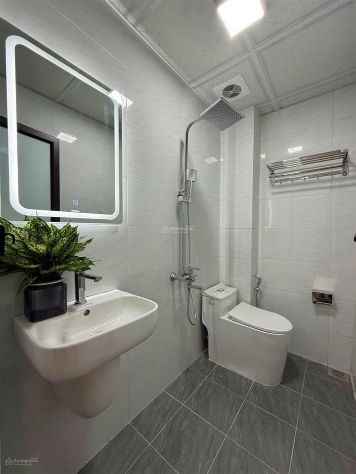 Bán nhà riêng, tại phố trường chinh 36m, 4 tầng, full nội thất, sát với bệnh viện y hà nội