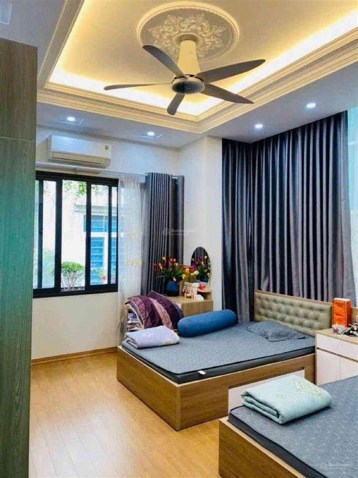 Bán nhà riêng phan đình giót lô góc ô tô ngủ trong nhà, 45m, 4 tầng