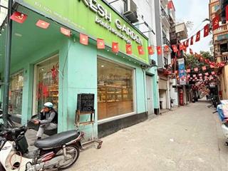 Cho thuê nhà nguyên căn, vừa ở vừa kinh doanh, 55m, 4 tầng, ô tô tránh