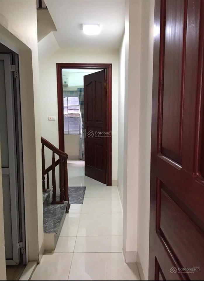 Cho thuê nhà nguyên căn, 3pn, 10 triệu, 33m2, đẹp ở 521 hoàng mai, hai bà trưng, hn