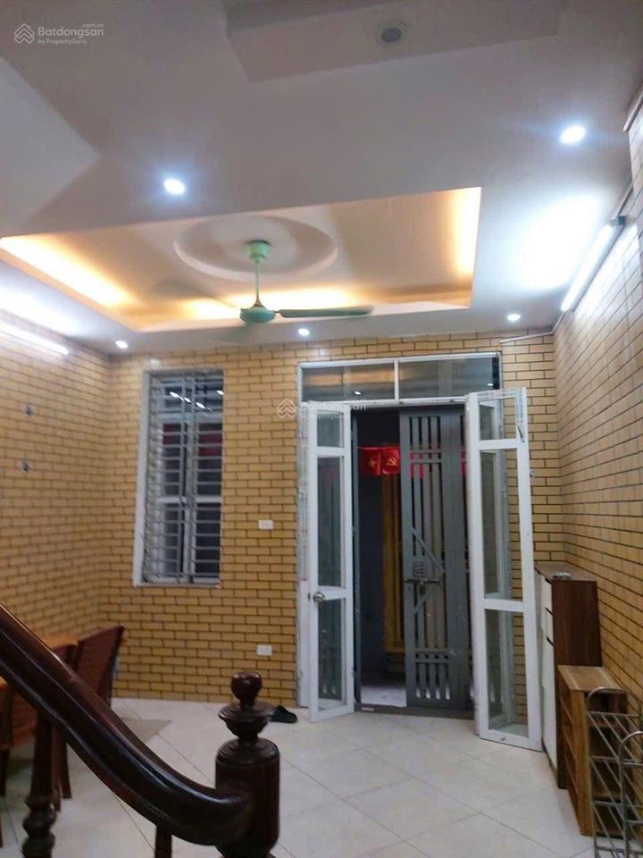 Cho thuê nhà nguyên căn 4pn, 3wc, 35m2 ở 509 vũ tông phan, thanh xuân, 13 triệu