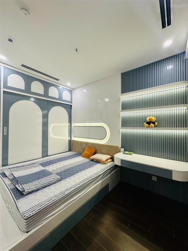 Bán cc masteri west heights, 5,5 tỷ, 52m2, 2pn, 2wc, tiện ích đầy đủ, sẵn sổ giao dịch ngay