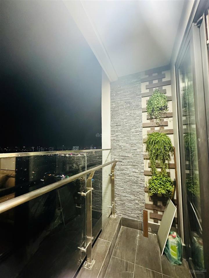 Bán cc masteri west heights, 5,5 tỷ, 52m2, 2pn, 2wc, tiện ích đầy đủ, sẵn sổ giao dịch ngay