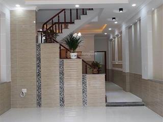 Bán nhanh căn nhà ngay kcn cầu tràm 5 x 16  1t2l giá 2tỷ9, shr  0931 778 ***