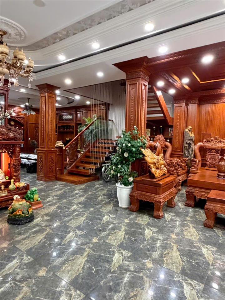 Bán biệt thự sân vườn kdc hà đô q12  308m2  full nội thất gỗ cao cấp  25 tỷ 0931 778 ***
