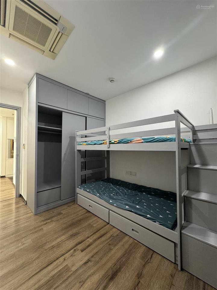 Em thiện chí cần bán gấp căn 2n 70m2 giá mềm nhất tòa b hòa bình green