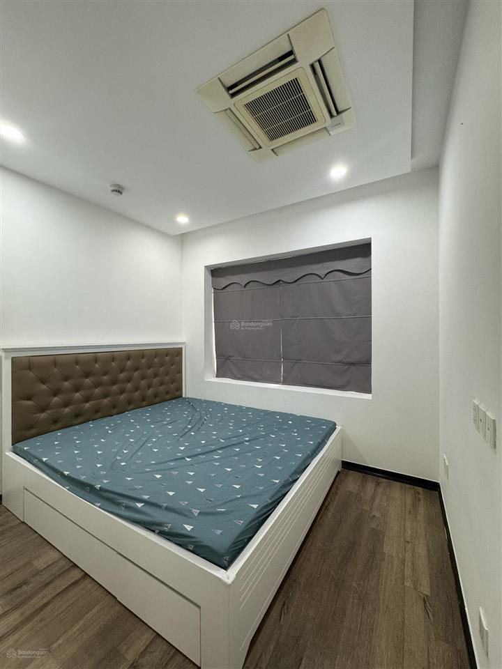 Em thiện chí cần bán gấp căn 2n 70m2 giá mềm nhất tòa b hòa bình green