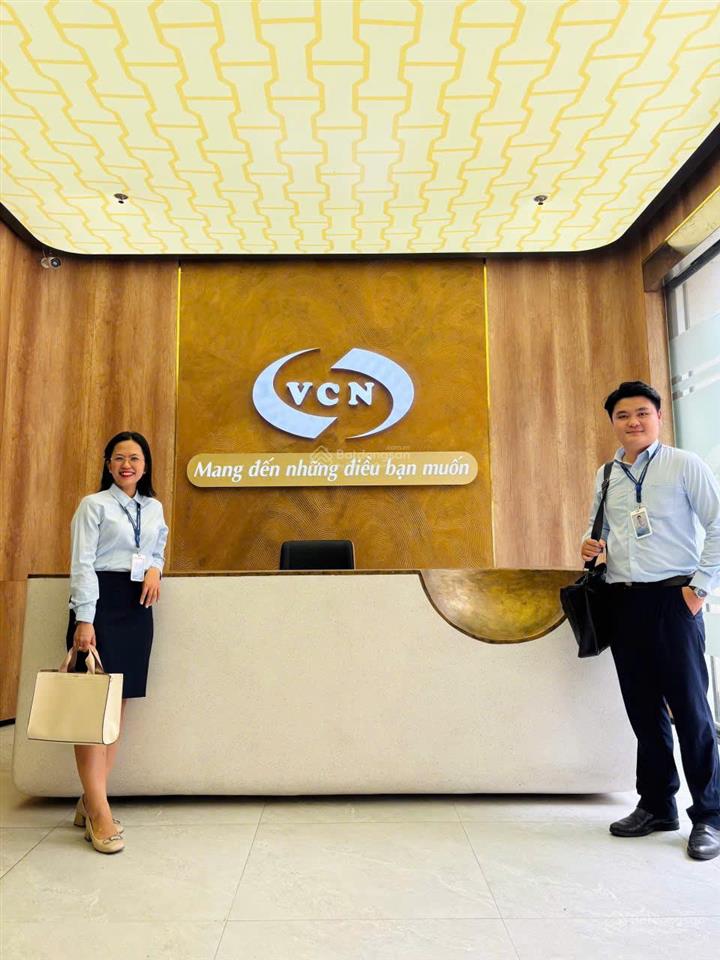 Cho thuê văn phòng vcn office thuộc khu đô thị him lam vạn phúc, hà nội, 55m2, 252.000 đ/m2/tháng.