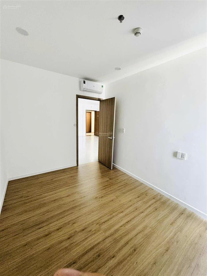 Cho thuê cc 2pn, 2wc, 73m2, 6,3 triệu tại trường lưu, q9, hcm