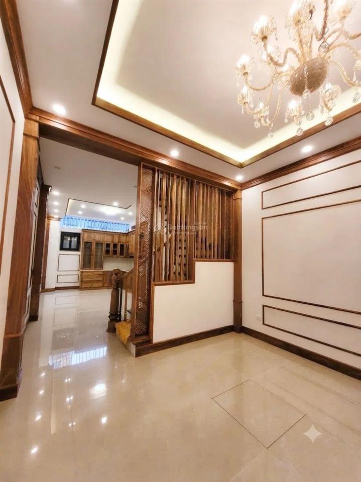 Siêu giảm chào 3 tỷ, sát phố xuân đỉnh | 45m2  5 tầng | giá 9,5 tỷ  gần vành đai 2.5