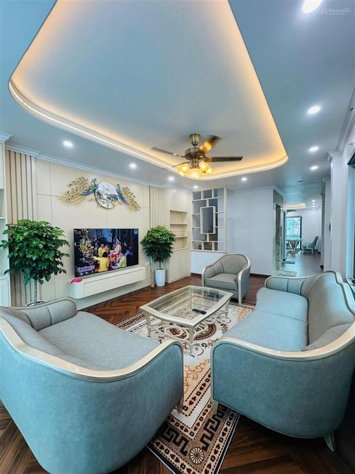 Phân lô cực đẹp sát vành đai 3  70m2 x 7 tầng thang máy  2 gara ô tô  ô tô chạy quanh nhà