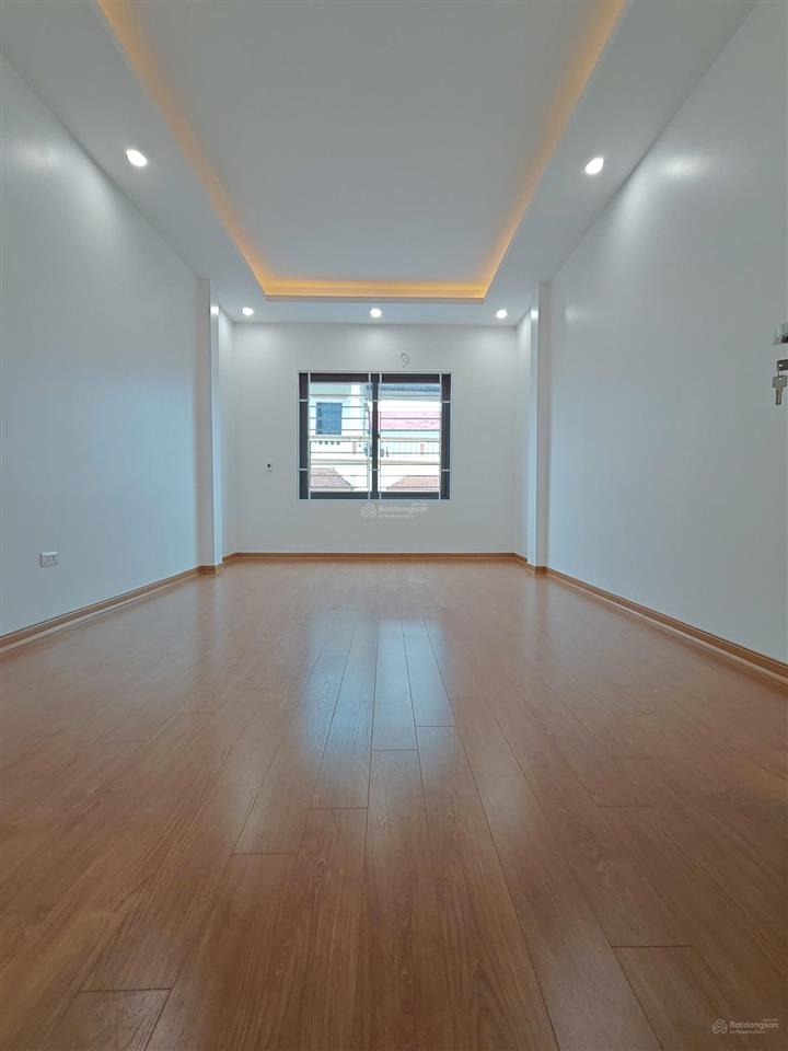 Bán nhanh nhà liên mạc  35m2  5 tầng  5.5 tỷ (có thương lượng)