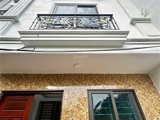 Bán nhanh nhà liên mạc  35m2  5 tầng  5.5 tỷ (có thương lượng)